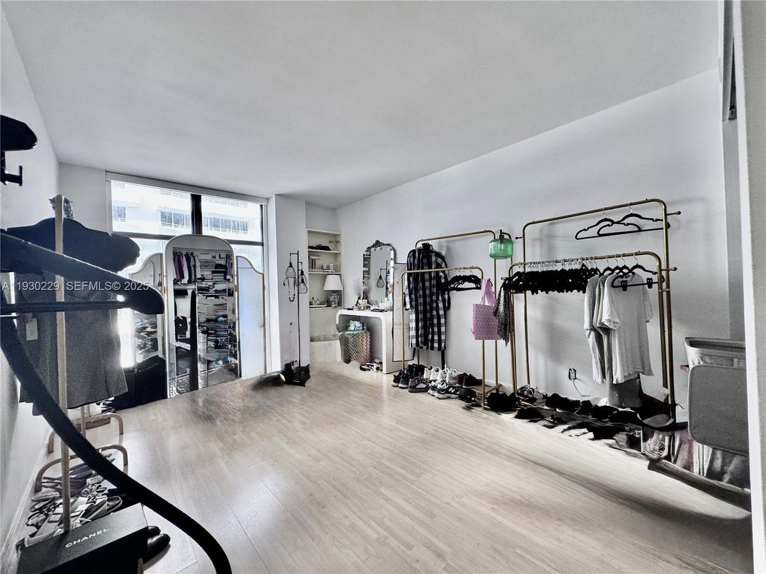 Fitness Equipment, Gym, Interior, Wood Texture Flooring