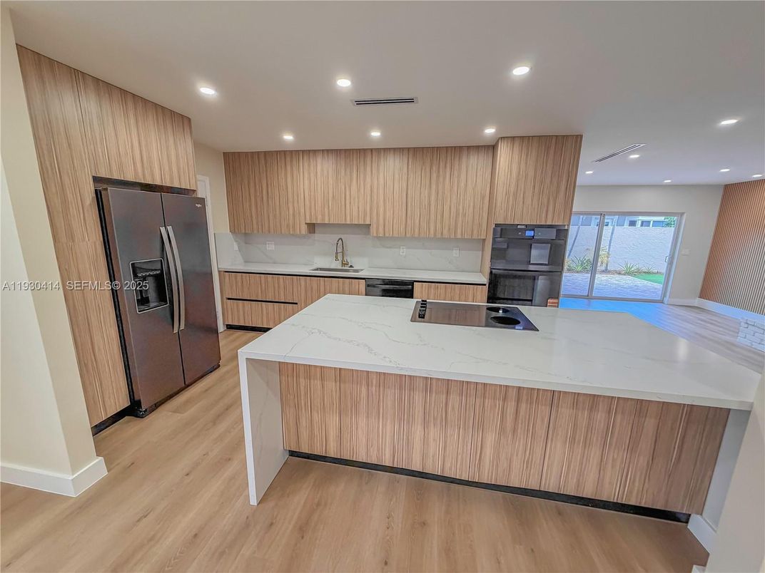 Interior, Kitchen, Recessed Lighting, Wood Texture Flooring