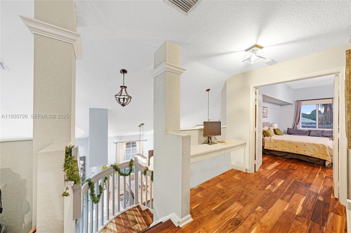 Bedroom, Interior, Pendant Lights, Wood Texture Flooring