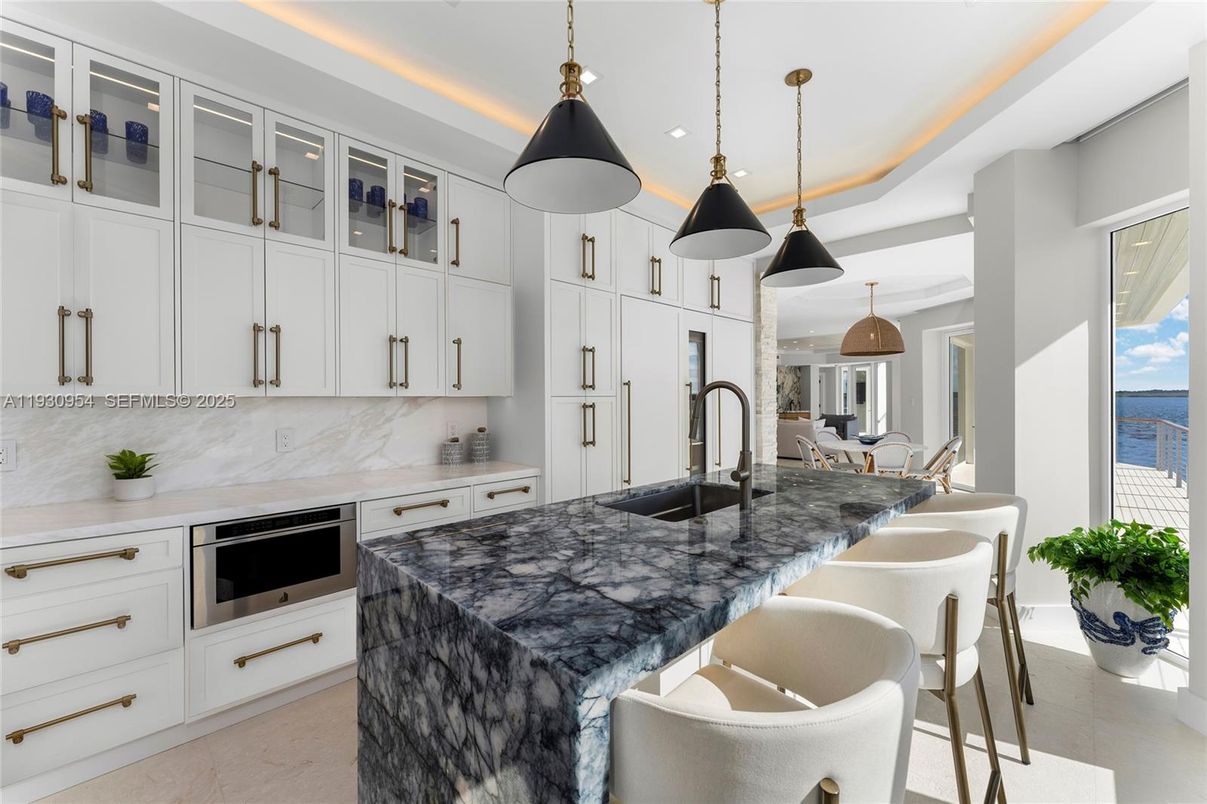 Interior, Kitchen, Pendant Lights, Recessed Lighting, Stainless Steel Appliances, Water