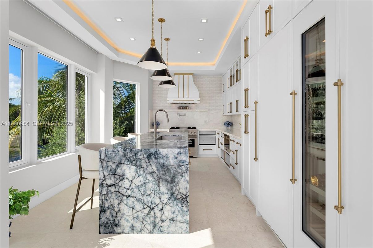 Interior, Kitchen, Pendant Lights, Recessed Lighting, Stainless Steel Appliances