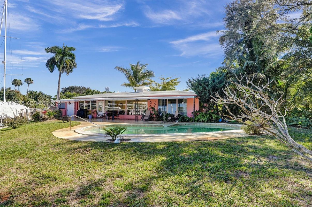 Backyard, Exterior, Pool