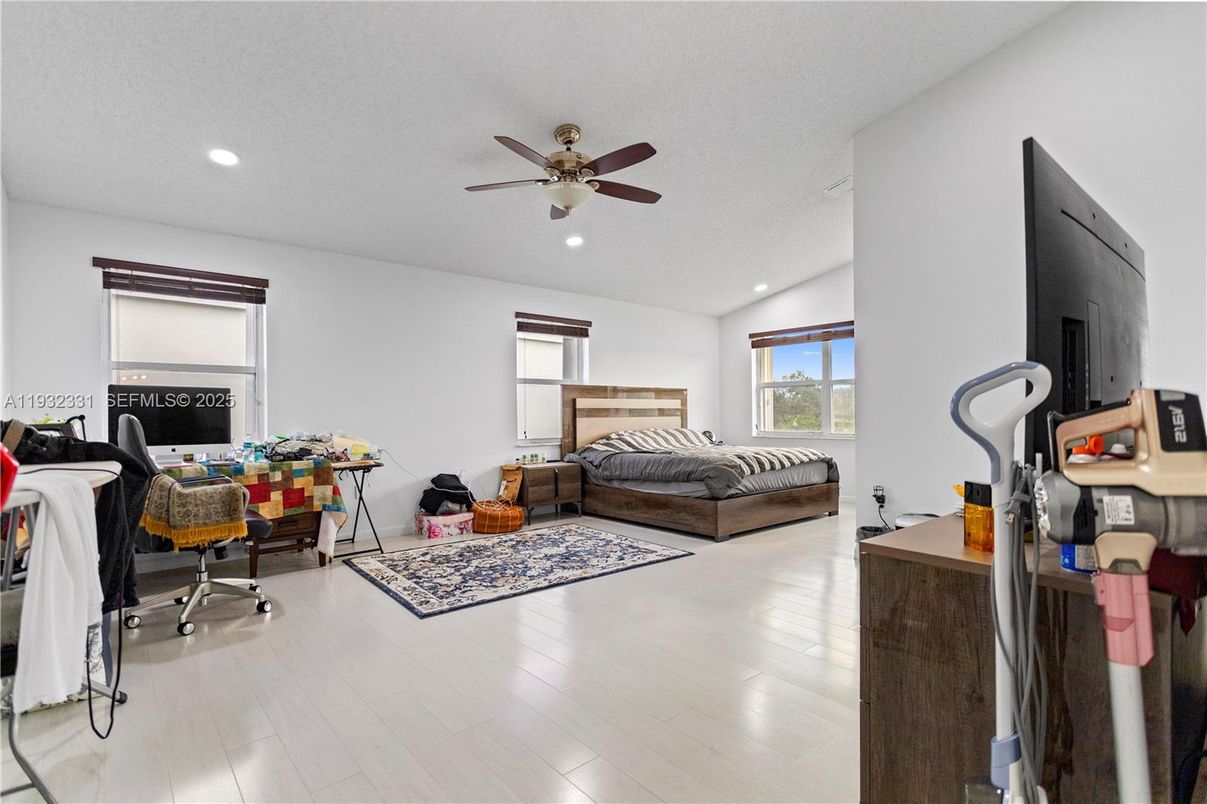 Bedroom, Home Office, Interior, Recessed Lighting, Wood Texture Flooring