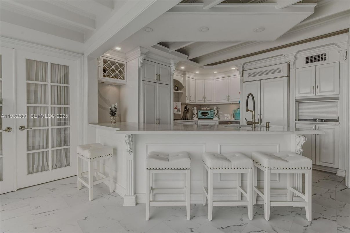 Interior, Kitchen, Marble, Recessed Lighting