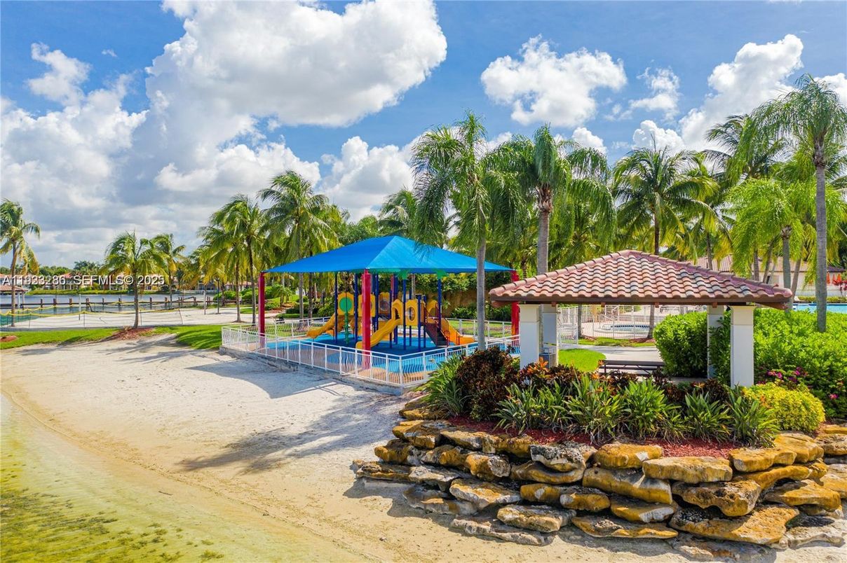 Backyard, Exterior, Playground