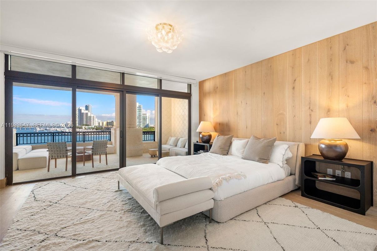 Bedroom, Dining room, Interior, Wood Texture Flooring, Wooden Walls