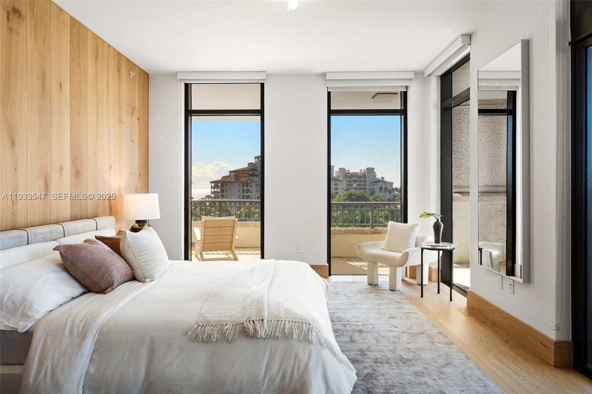 Interior, Wooden Walls