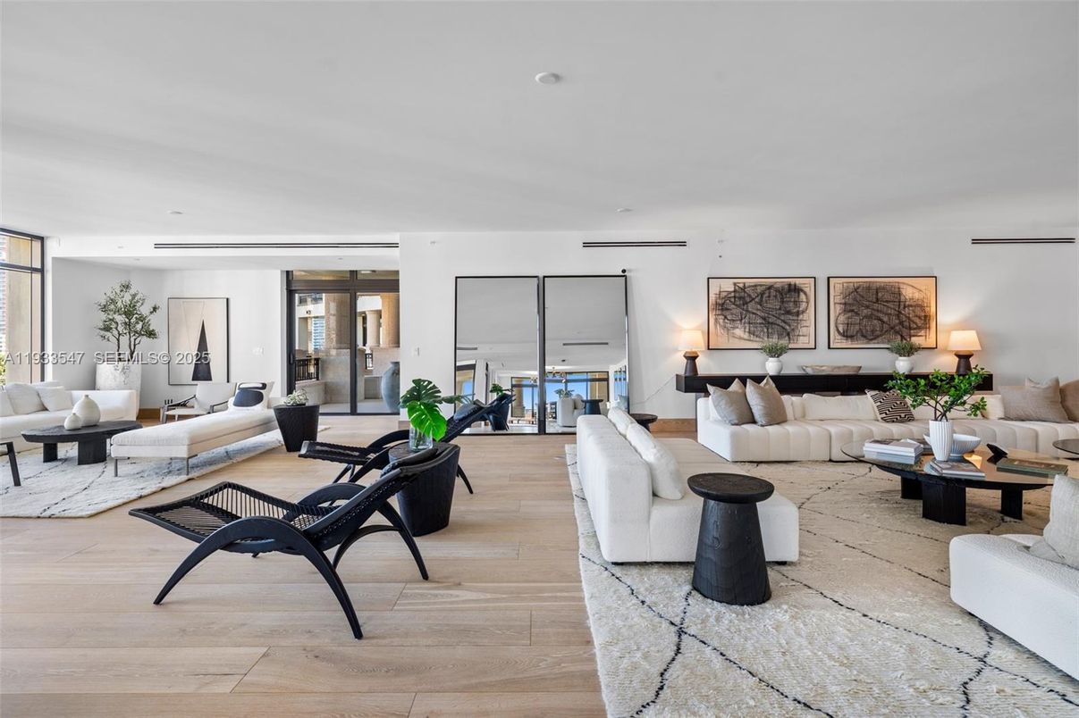 Interior, Living room, Recessed Lighting, Water, Wood Texture Flooring