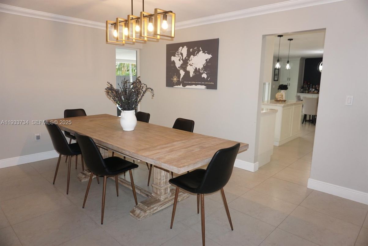 Dining room, Interior, Pendant Lights