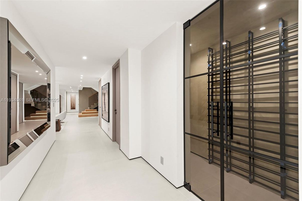 Interior, Recessed Lighting