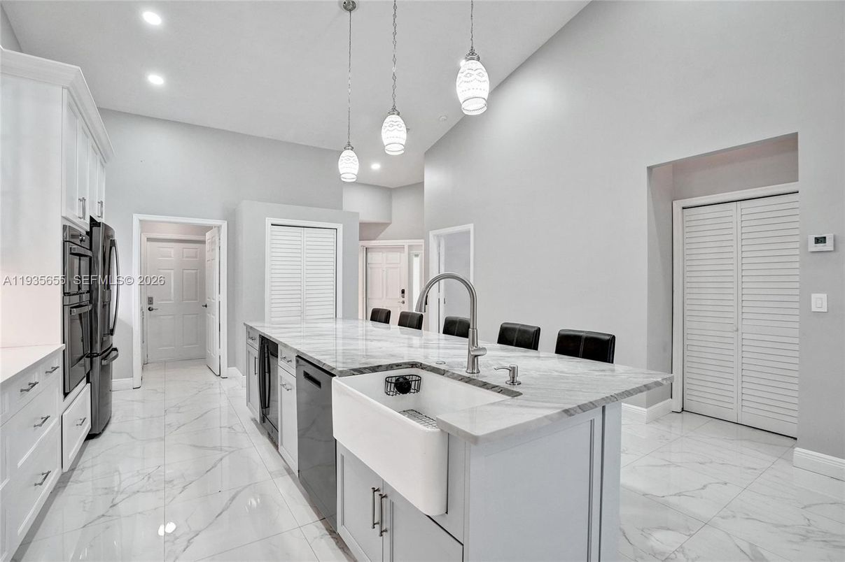 Interior, Kitchen, Marble, Pendant Lights, Recessed Lighting
