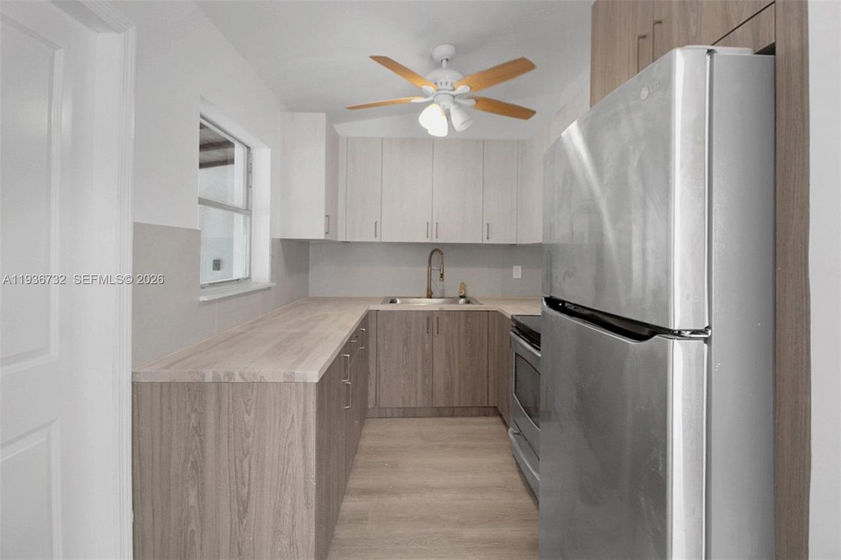 Interior, Kitchen, Wood Texture Flooring
