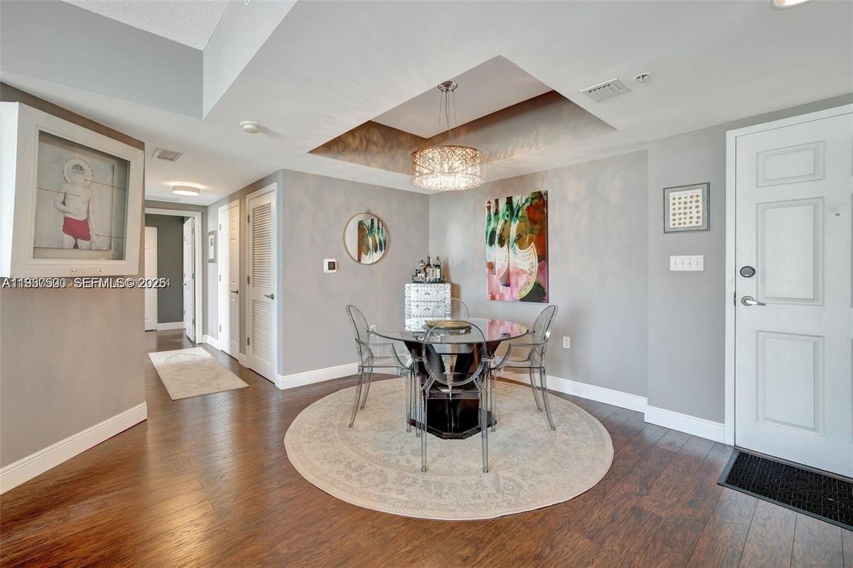 Chandelier, Dining room, Interior, Recessed Lighting, Wood Texture Flooring