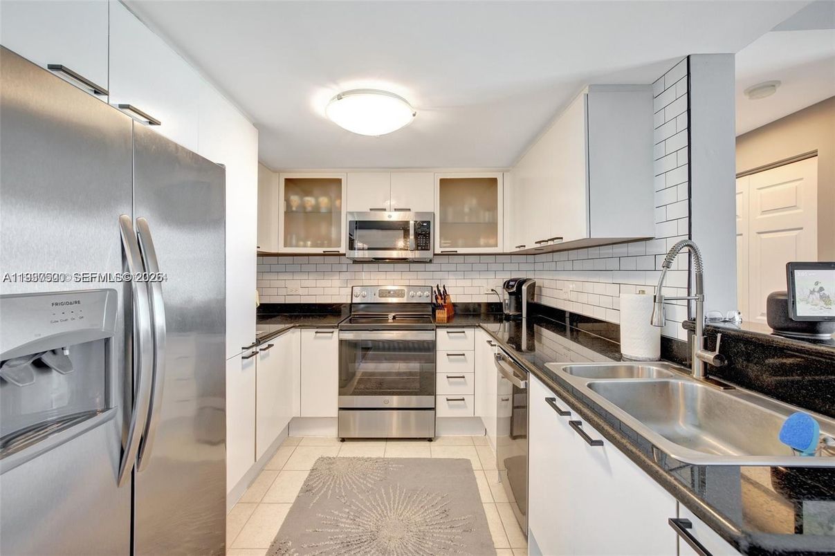 Interior, Kitchen, Stainless Steel Appliances