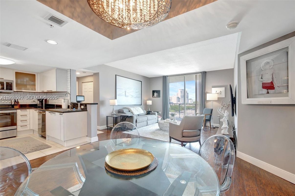 Dining room, Interior, Kitchen, Living room, Recessed Lighting, Wood Texture Flooring