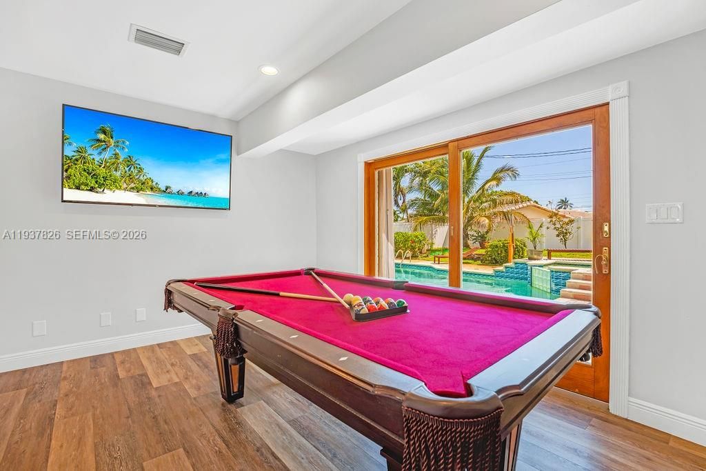 Billiard Table, Game Room, Interior, Recessed Lighting, Wood Texture Flooring