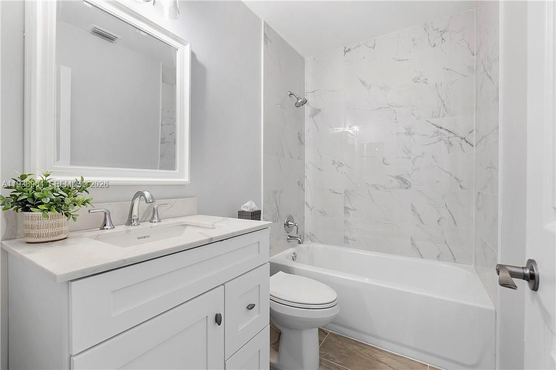 Bathroom, Interior, Marble Walls