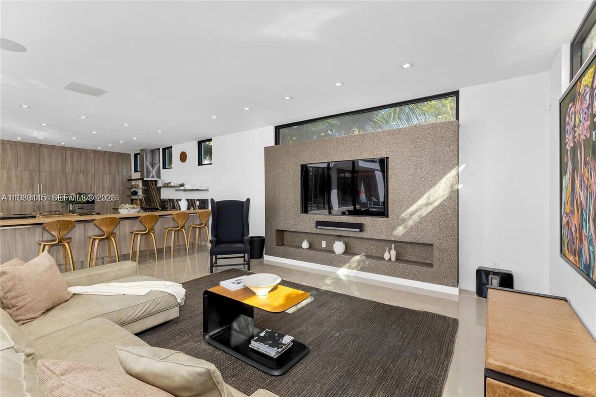 Interior, Kitchen, Living room, Recessed Lighting