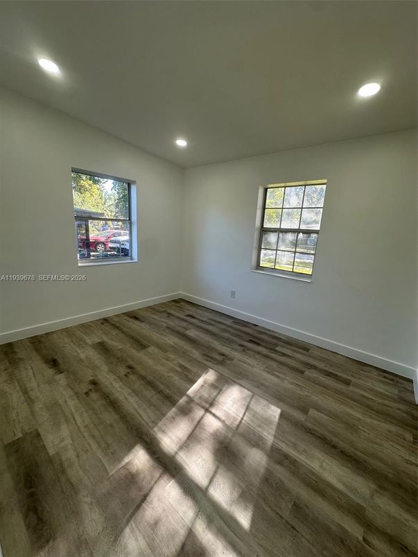 Empty room, Interior, Recessed Lighting, Wood Texture Flooring