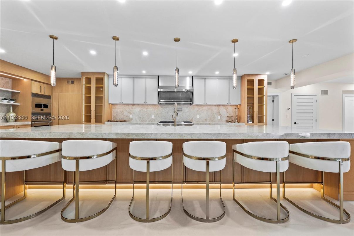Interior, Kitchen, Pendant Lights, Recessed Lighting, Stainless Steel Appliances