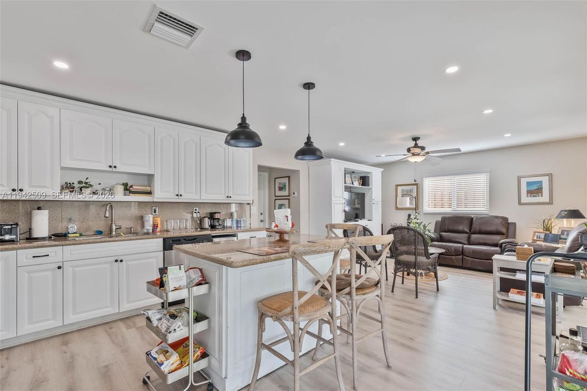 Dining room, Interior, Kitchen, Living room, Pendant Lights, Recessed Lighting, Wood Texture Flooring