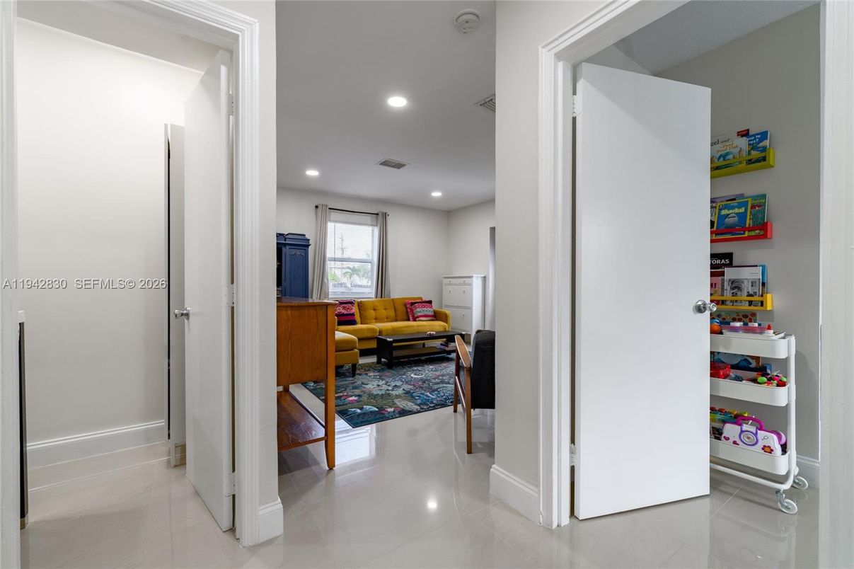 Interior, Living room, Recessed Lighting