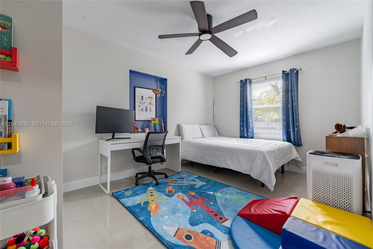 Bedroom, Home Office, Interior