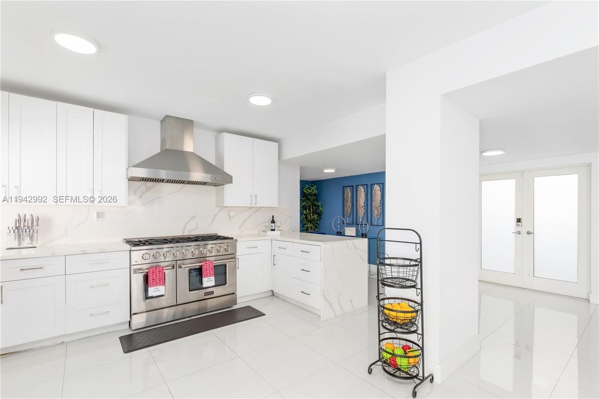 Interior, Kitchen, Marble Walls, Recessed Lighting