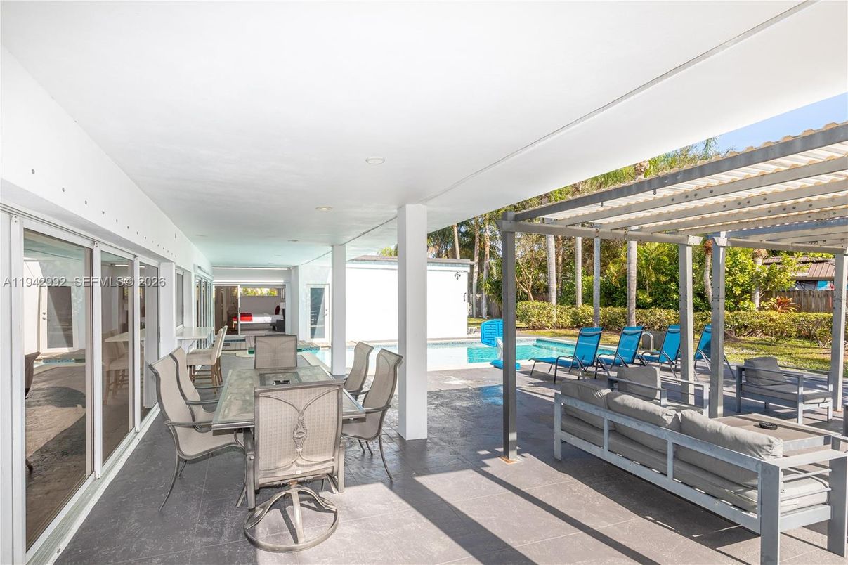 Exterior, Pool, Sun Room