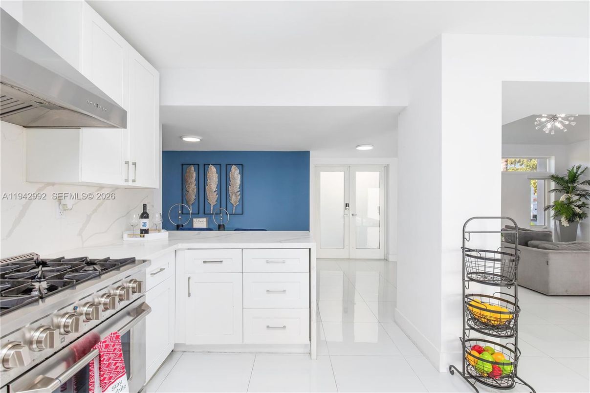Interior, Kitchen, Recessed Lighting