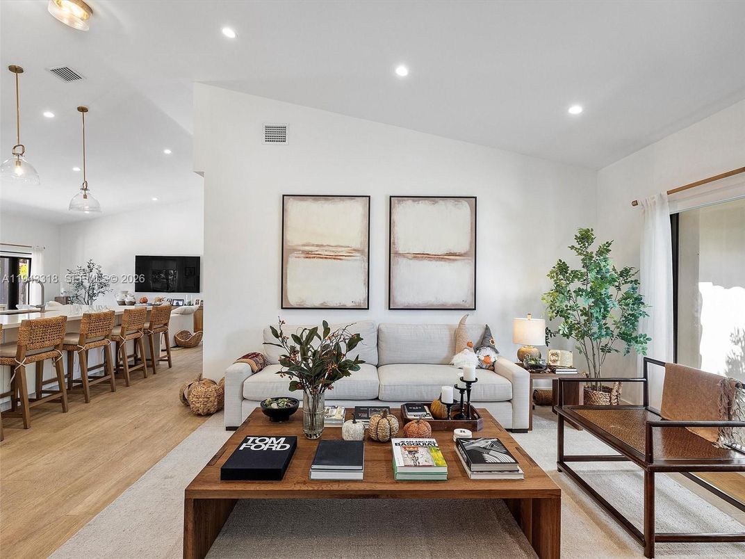 Interior, Kitchen, Living room, Pendant Lights, Recessed Lighting, Wood Texture Flooring