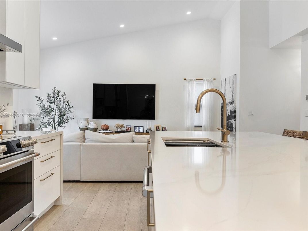 Interior, Kitchen, Living room, Recessed Lighting, Stainless Steel Appliances, Wood Texture Flooring