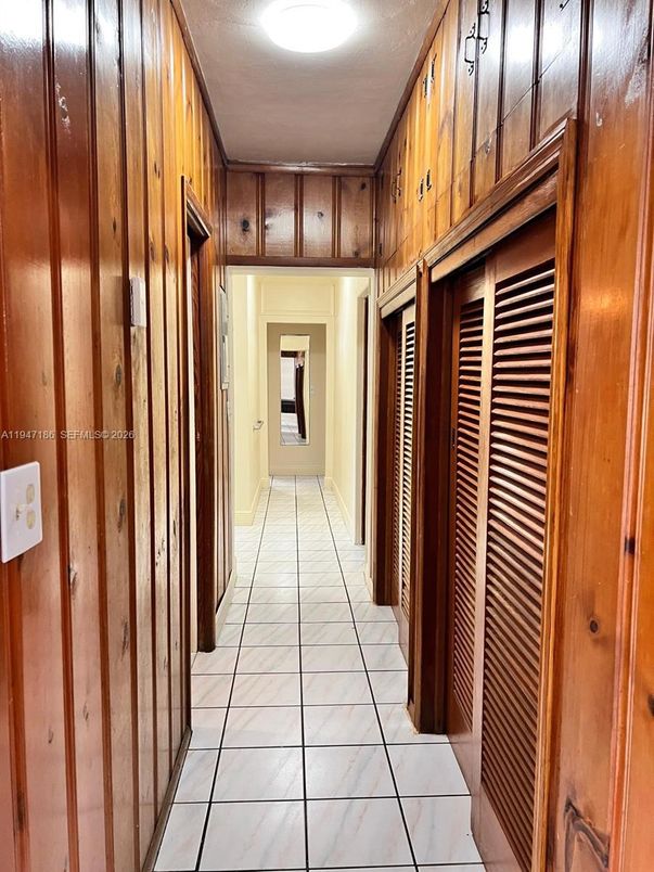 Interior, Wooden Walls