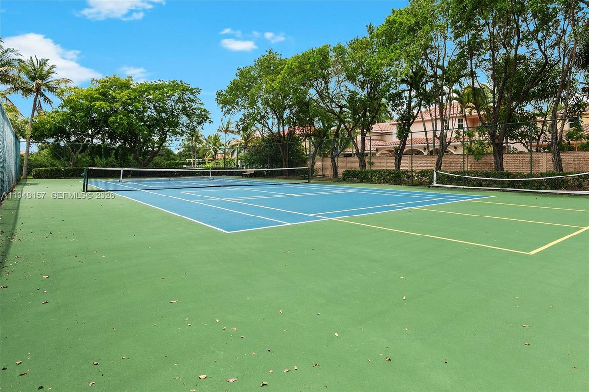 Exterior, Tennis Courts