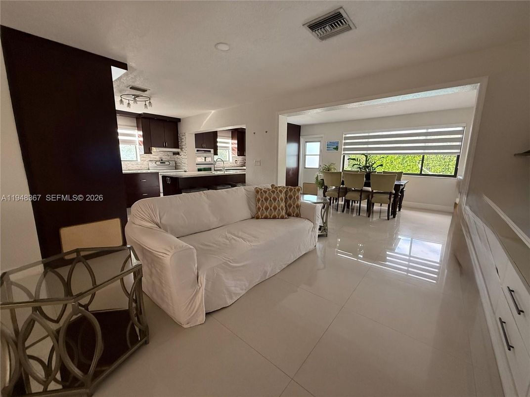 Dining room, Interior, Kitchen, Living room