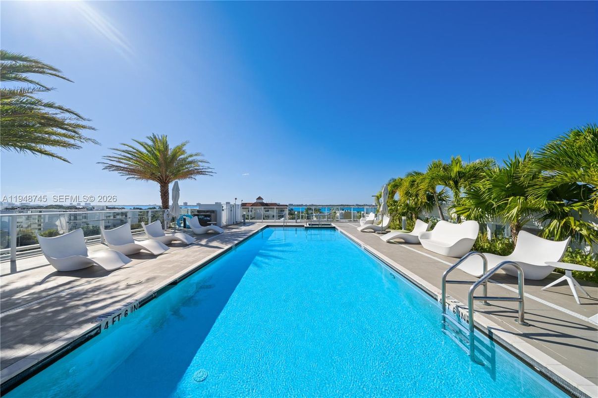 Exterior, Pool, Water