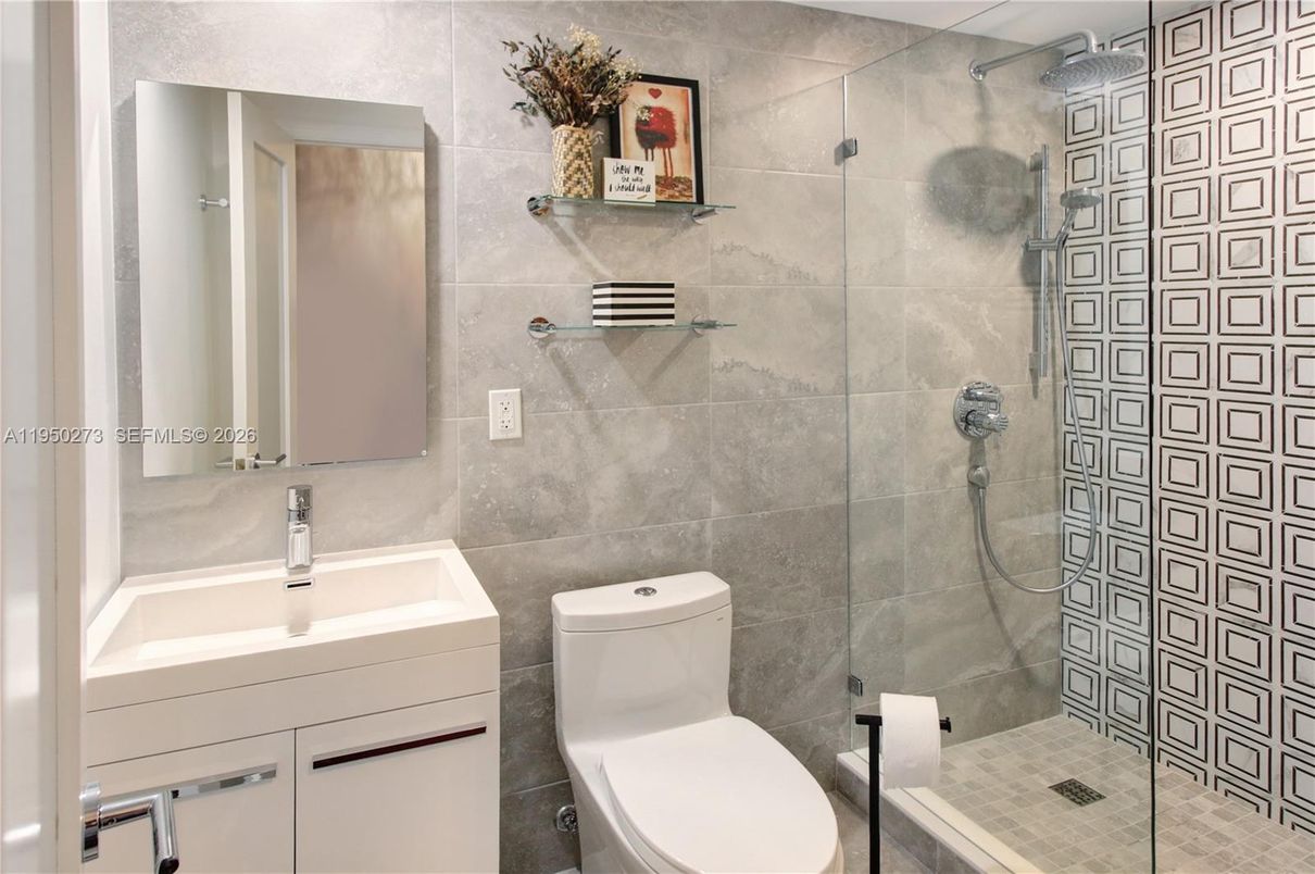 Bathroom, Glass Shower, Interior