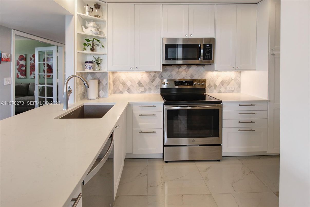 Interior, Kitchen, Marble, Stainless Steel Appliances