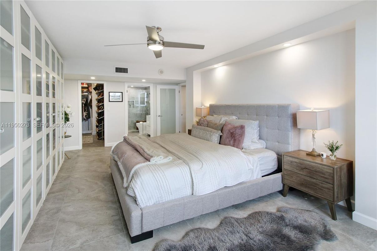 Bedroom, Interior, Recessed Lighting