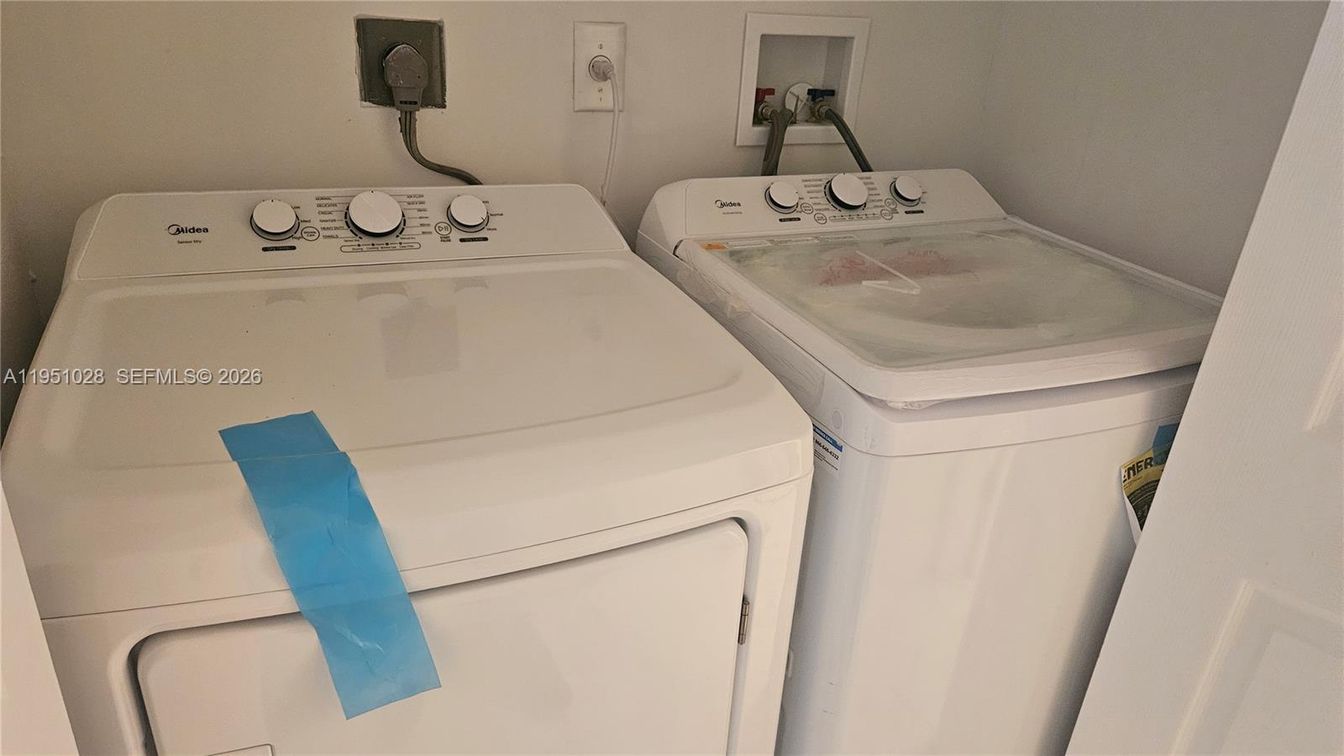 Interior, Utility Closets, Washer