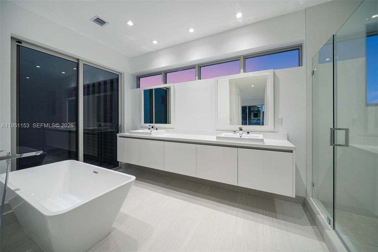 Bathroom, Dual Sink Vanities, Free Standing Baths, Glass Shower, Interior, Recessed Lighting