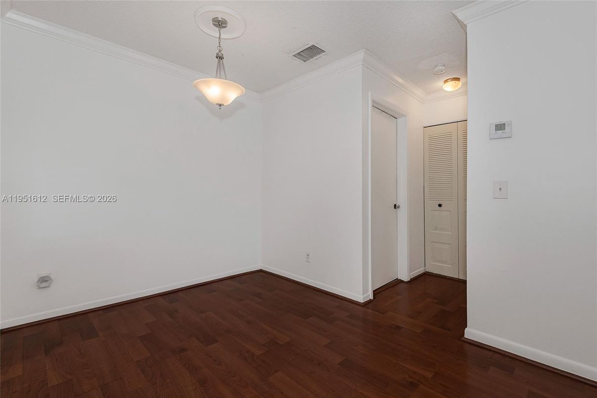 Empty room, Interior, Pendant Lights, Wood Texture Flooring