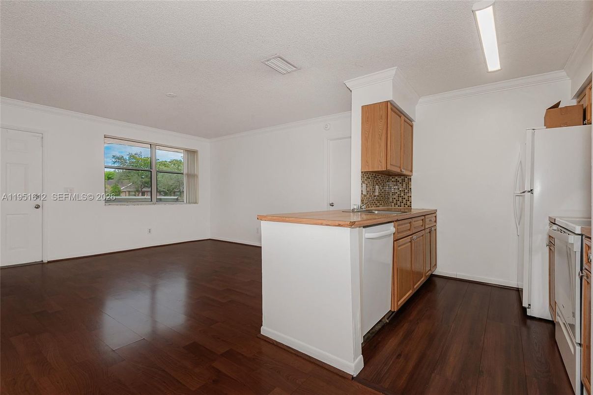 Interior, Kitchen, Wood Texture Flooring