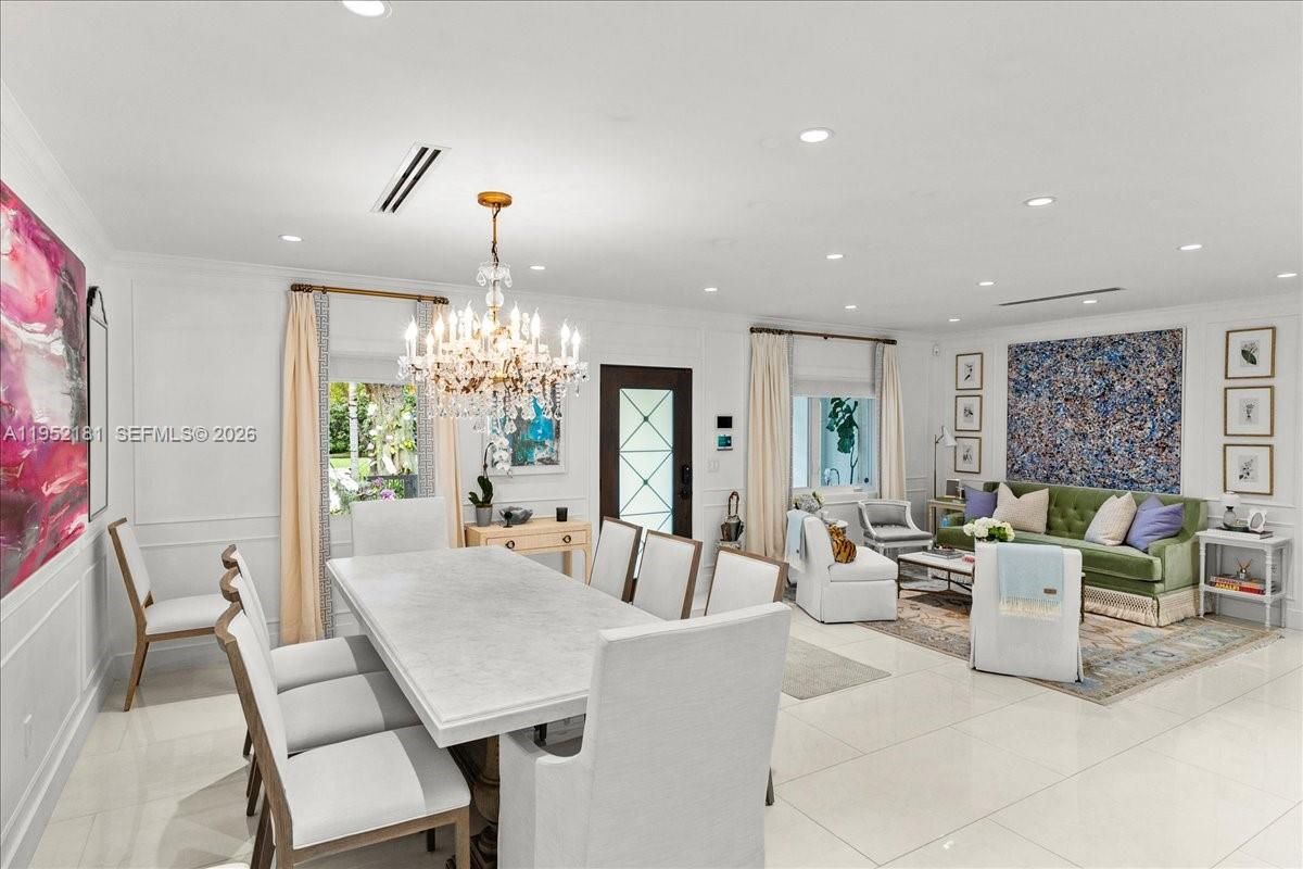 Chandelier, Dining room, Interior, Living room, Recessed Lighting