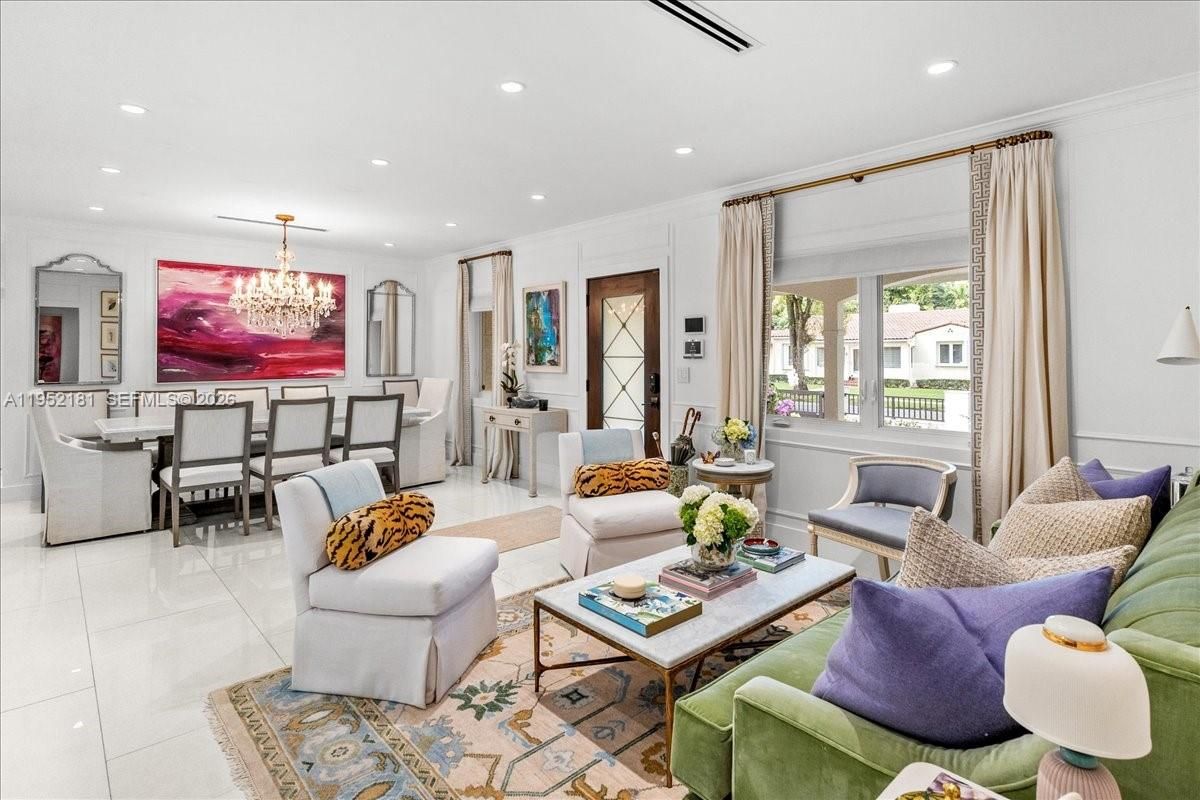 Chandelier, Dining room, Interior, Living room, Recessed Lighting