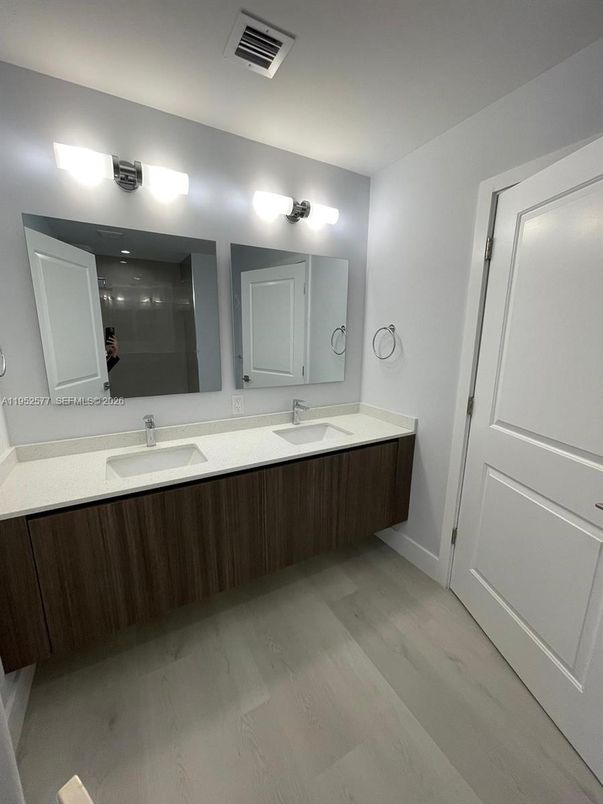 Bathroom, Dual Sink Vanities, Interior, Wood Texture Flooring