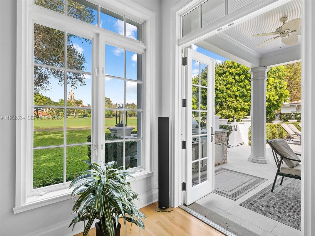 Interior, Sun Room, Wood Texture Flooring