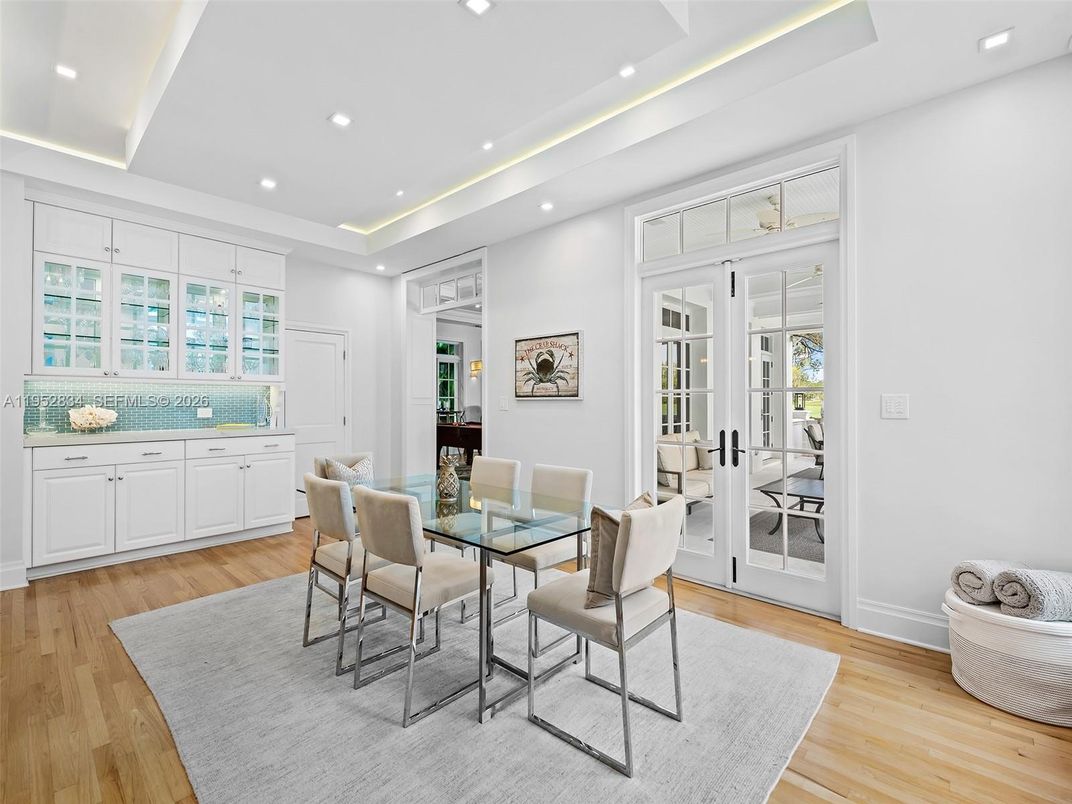 Dining room, Interior, Recessed Lighting, Wood Texture Flooring