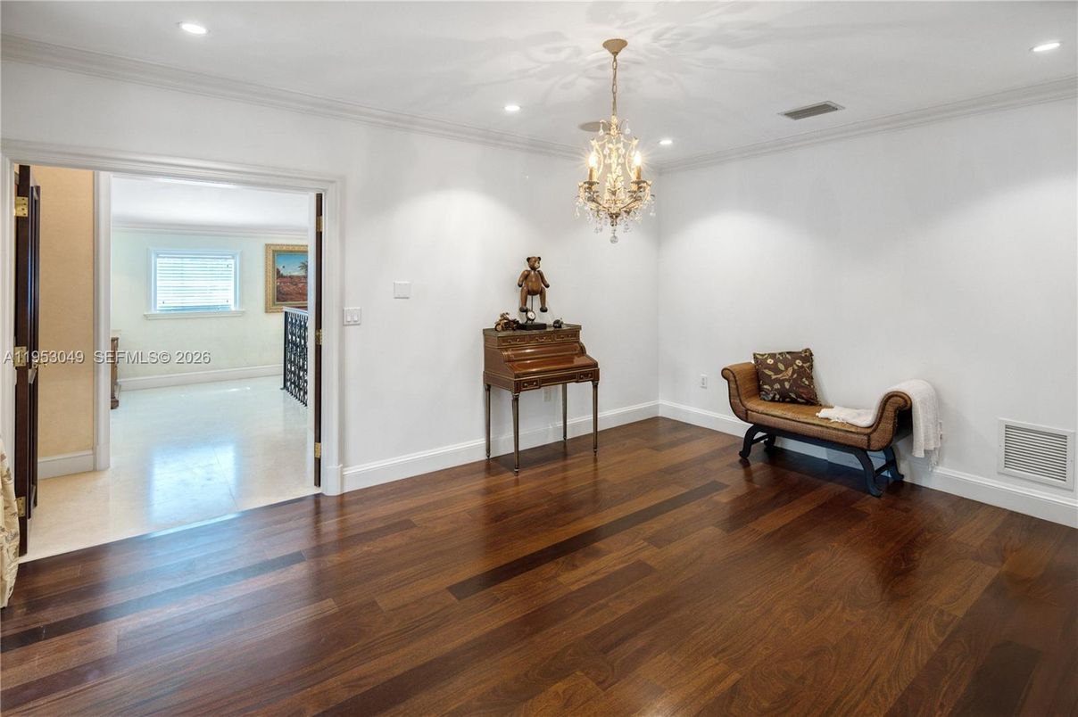 Chandelier, Interior, Recessed Lighting, Wood Texture Flooring