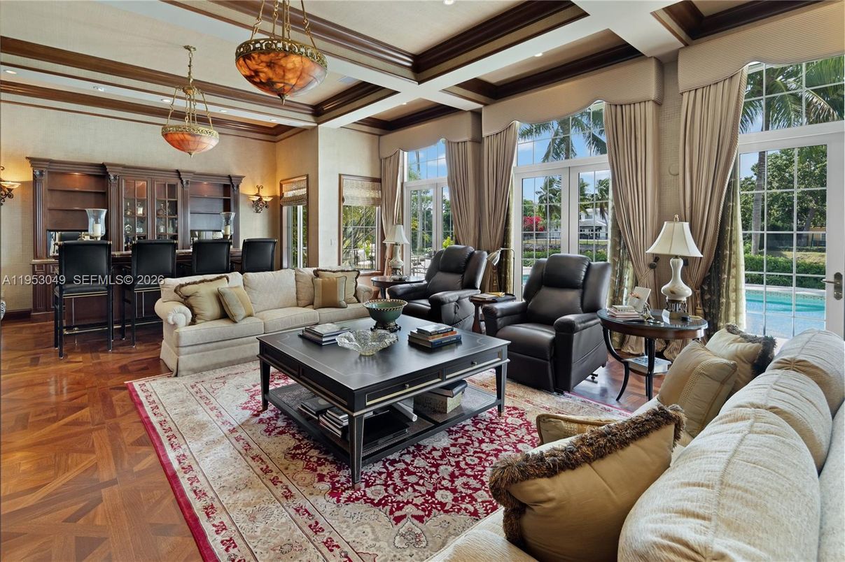 Interior, Living room, Pendant Lights, Recessed Lighting, Wood Texture Flooring